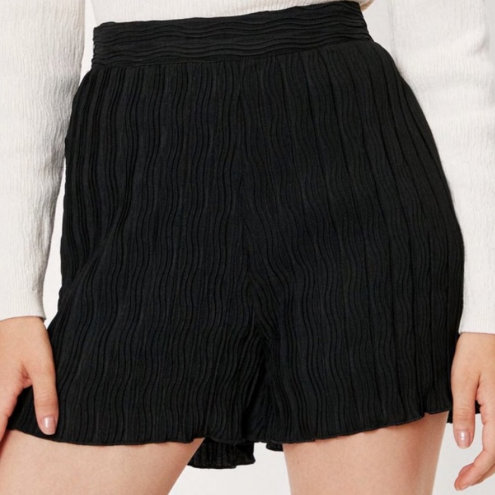 High Waisted Plisse Shorts - NWT